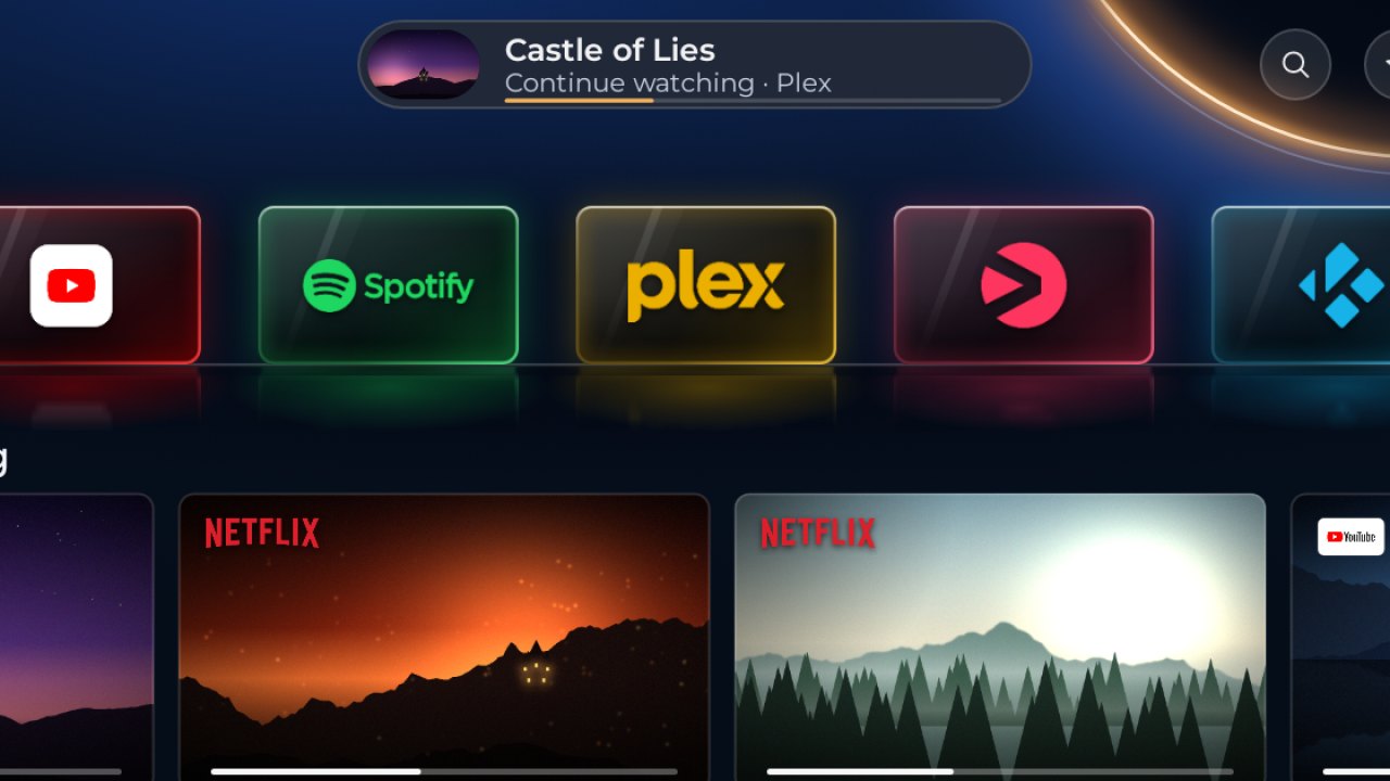 The Aurum Live capsule at the top of the home screen, showing the programme that is playing